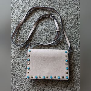 Pink purse by Urban Expressions